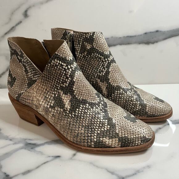 Vince Camuto | Women's Green Cream Reptile Leather Arendara Booties Sz 9 - Picture 1 of 8